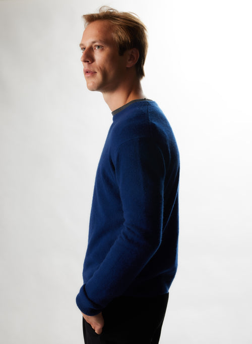Pull Bleu roi Col Rond Manches Longues en Cachemire - MAJESTIC FILATURES