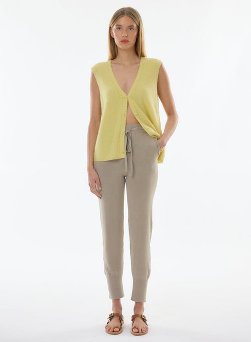 Gilet Jaune Col V Sans Manches en Raccoon / Polyamide - MAJESTIC FILATURES