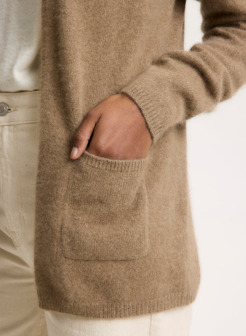 Gilet Beige Col V Manches Longues en Raccoon / Polyamide - MAJESTIC FILATURES