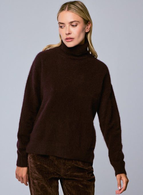 Pull Violet Col Roulé Manches Longues en Raccon wool / Polyamide - MAJESTIC FILATURES