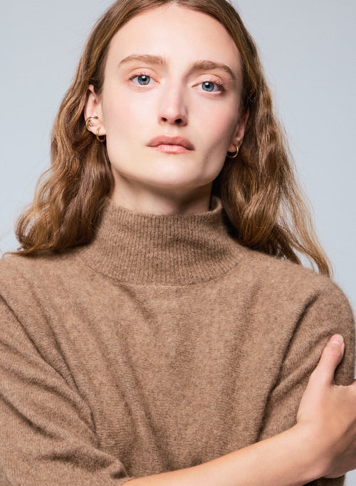 Pull Marron Col Roulé Manches Kimono en Raccon wool / Polyamide - MAJESTIC FILATURES