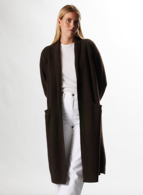 Gilet Chocolat Col V Manches Longues en Yack - MAJESTIC FILATURES