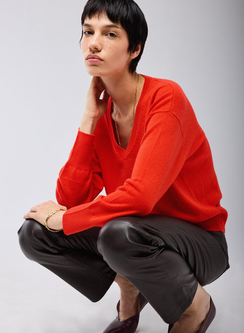 Roter Pullover mit V-Ausschnitt und langen Ärmeln aus Kaschmir - MAJESTIC FILATURES
