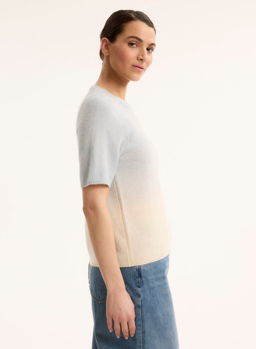Blauer Pullover mit Rundhalsausschnitt und kurzen Ärmeln - MAJESTIC FILATURES