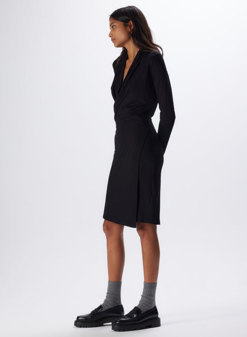 Robe Noir Col Bénitier Manches Longues en Viscose et Élasthanne - MAJESTIC FILATURES