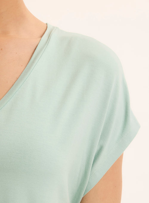T-shirt Bleu Col V Manches Courtes en Viscose / Élasthanne - MAJESTIC FILATURES