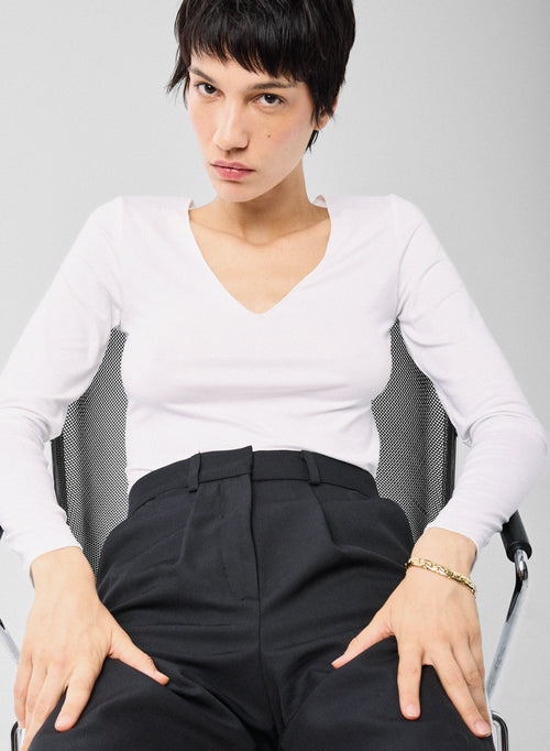 T-shirt Blanc Col V Manches Longues en Viscose et Élasthanne - MAJESTIC FILATURES