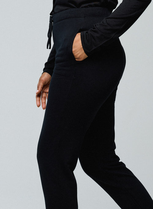 Schwarze Hose mit Taschen aus Viskose und Elasthan - MAJESTIC FILATURES