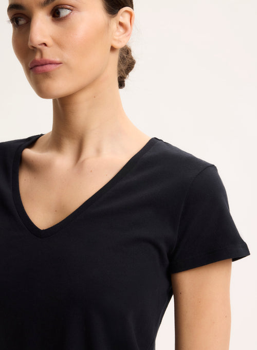 T-shirt Noir Julia Col V Manches Courtes en Coton Organique - MAJESTIC FILATURES