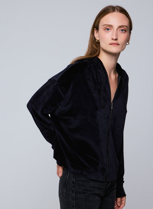 Marineblaues Kapuzensweatshirt mit langen Ärmeln aus Baumwolle / Modal / Elasthan - MAJESTIC FILATURES