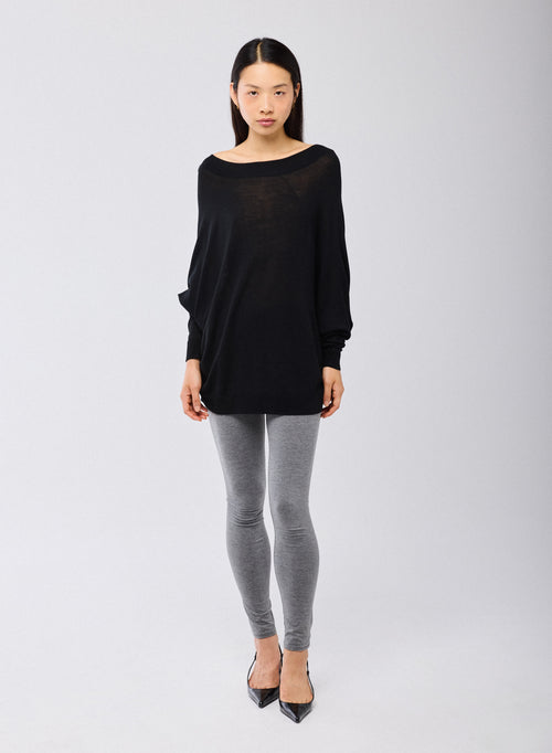 Schwarzer Pullover Boatneck Lange Ärmel aus Merinowolle - MAJESTIC FILATURES