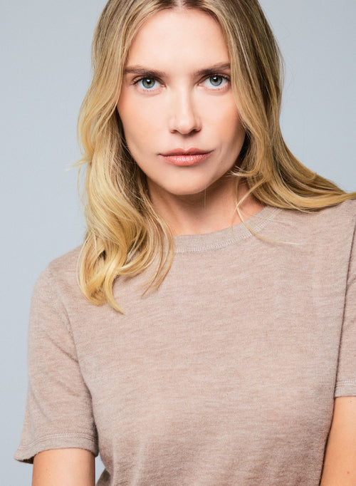 T-shirt Beige Col Rond Manches Courtes en Cachemire - MAJESTIC FILATURES