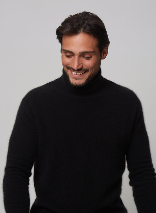 Pull Noir Col roulé manches longues en Raccon wool / Polyamide - MAJESTIC FILATURES