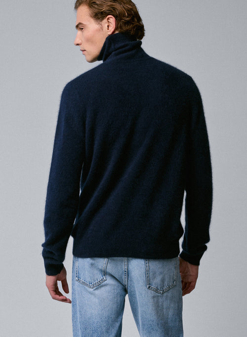 Marineblauer Rollkragenpullover mit langen Ärmeln aus Raccon-Wolle / Polyamid - MAJESTIC FILATURES