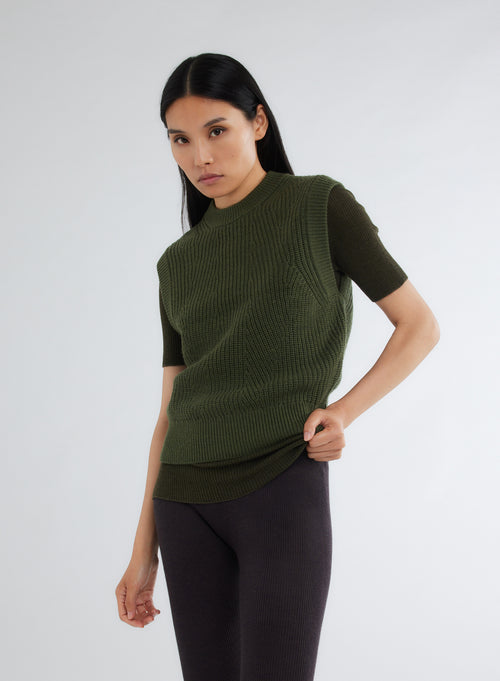 Pull Vert Col Rond Sans Manches - MAJESTIC FILATURES