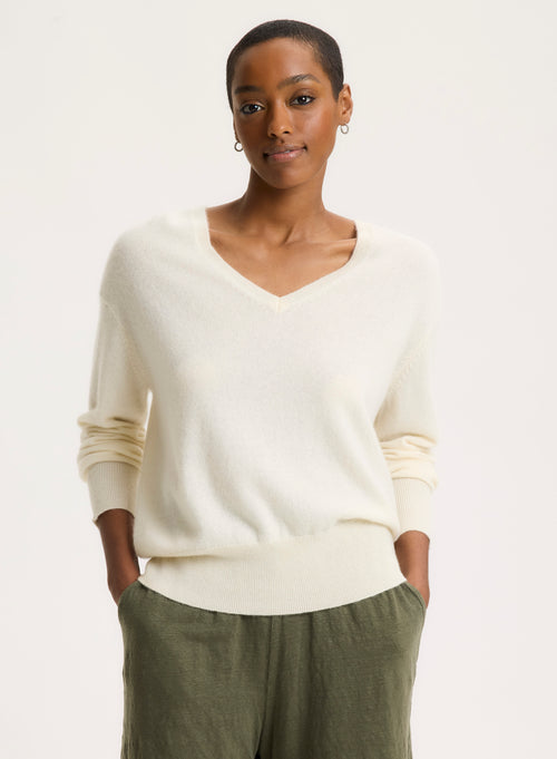 Pull Blanc Col V Manches Longues - MAJESTIC FILATURES