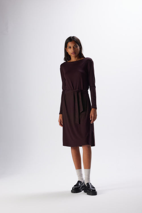Robe Aubergine Col Bateau Manches Longues en Viscose et Élasthanne - MAJESTIC FILATURES