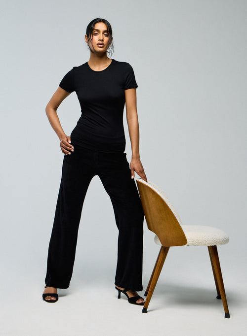 T-shirt Noir Col Rond Manches Courtes en Viscose et Élasthanne - MAJESTIC FILATURES