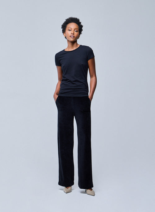 T-shirt Noir Jamie Col Rond Manches Courtes en Coton Organique - MAJESTIC FILATURES