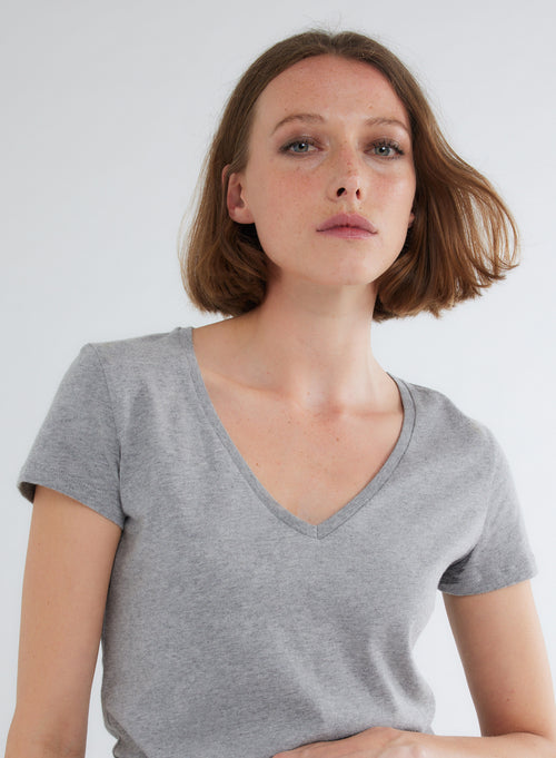 T-shirt Gris Julia Manches Courtes Col V en Deluxe Coton - MAJESTIC FILATURES