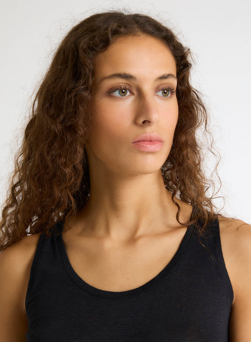 Débardeur Noir Col U Sans Manches en Lin / Elasthanne - MAJESTIC FILATURES