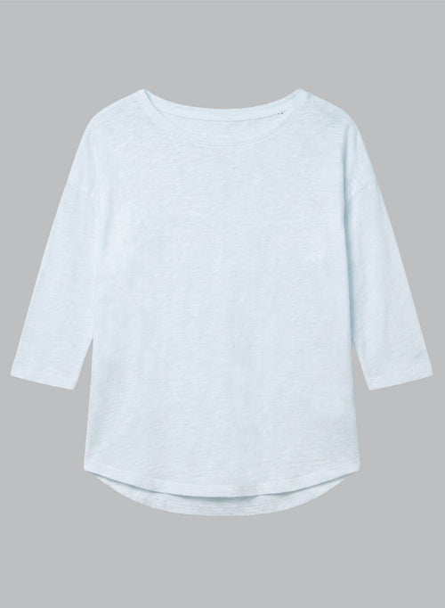 T-Shirt mit U-Boot-Ausschnitt und Dreiviertelärmeln aus Leinen/Elasthan in Hellblau  - MAJESTIC FILATURES