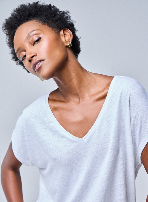 T-shirt Blanc Col V Manches Courtes en Lin / Elasthanne - MAJESTIC FILATURES