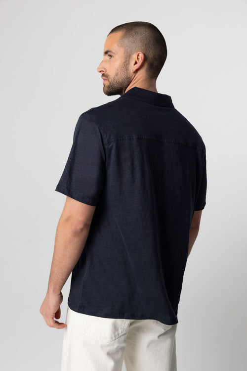 Kurzarm-Polohemd aus Leinen/Elasthan in Marineblau - MAJESTIC FILATURES