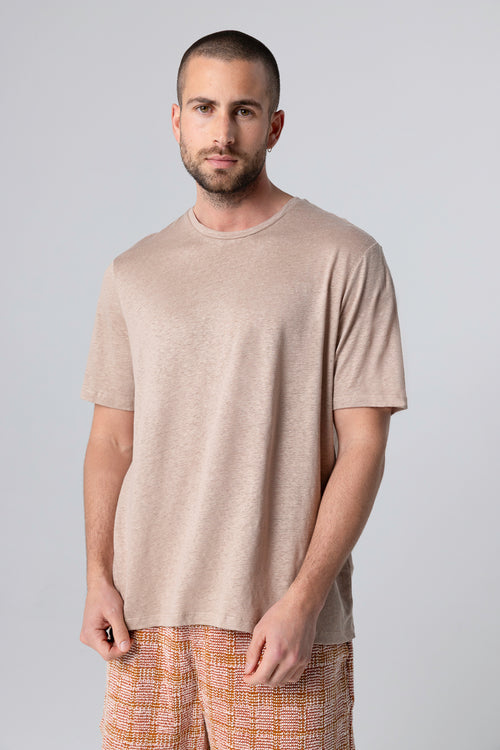 T-Shirt mit Rundhalsausschnitt und kurzen Ärmeln aus Leinen/Elasthan in Wüstensandfarbe - MAJESTIC FILATURES