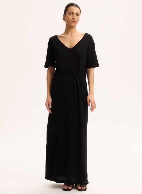 Robe Noir Col V Manches Courtes - MAJESTIC FILATURES