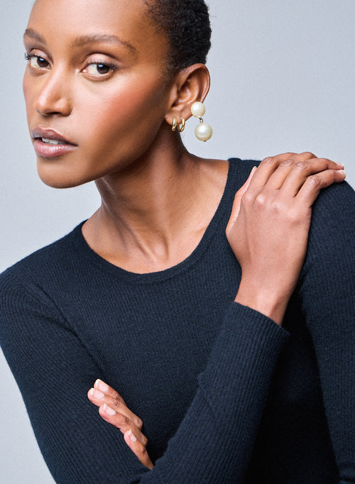 Schwarzes langärmeliges Kaschmir-T-Shirt mit Rundhalsausschnitt - MAJESTIC FILATURES