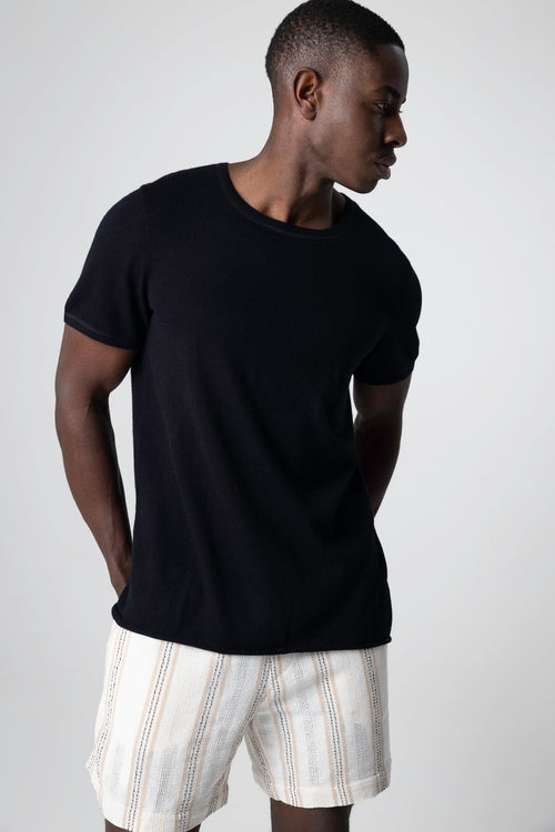Rundhals-T-Shirt mit kurzen Ärmeln aus Kaschmir in Schwarz - MAJESTIC FILATURES