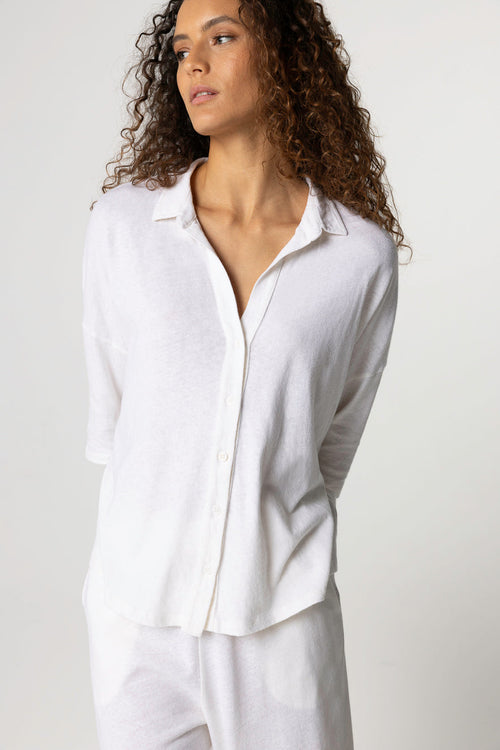 Kurzarmhemd aus Baumwolle/Leinen in Milchweiß - MAJESTIC FILATURES