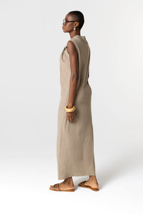 Robe Coffee Latte Col Noué Sans Manches en Coton / Lin - MAJESTIC FILATURES