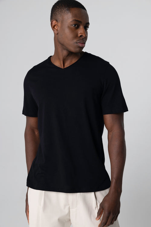 T-shirt Noir Col V Manches Courtes en Coton organique - MAJESTIC FILATURES