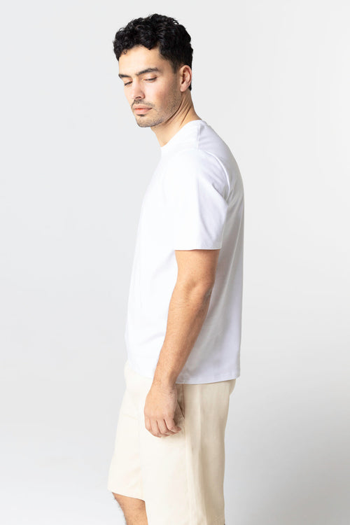 Rundhals T-Shirt mit kurzen Ärmeln aus Supima-Baumwolle in Weiß - MAJESTIC FILATURES