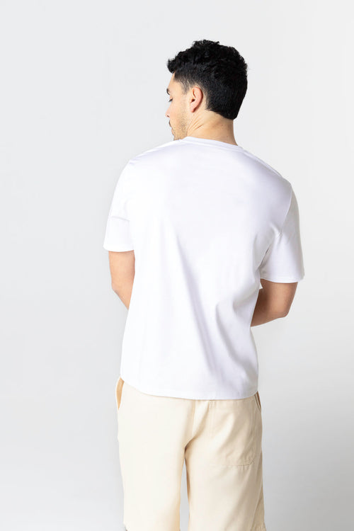 Rundhals T-Shirt mit kurzen Ärmeln aus Supima-Baumwolle in Weiß - MAJESTIC FILATURES